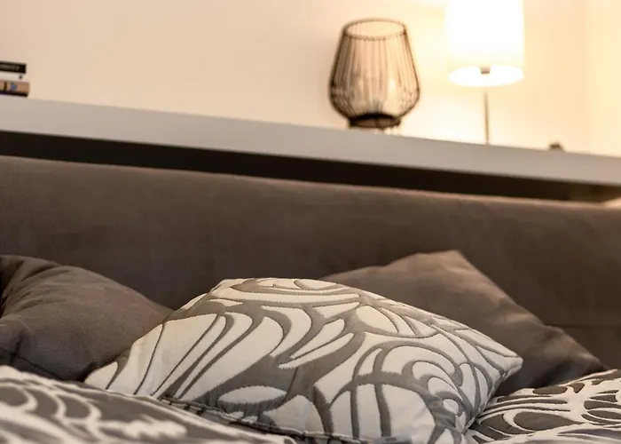 Pilsen Apartment